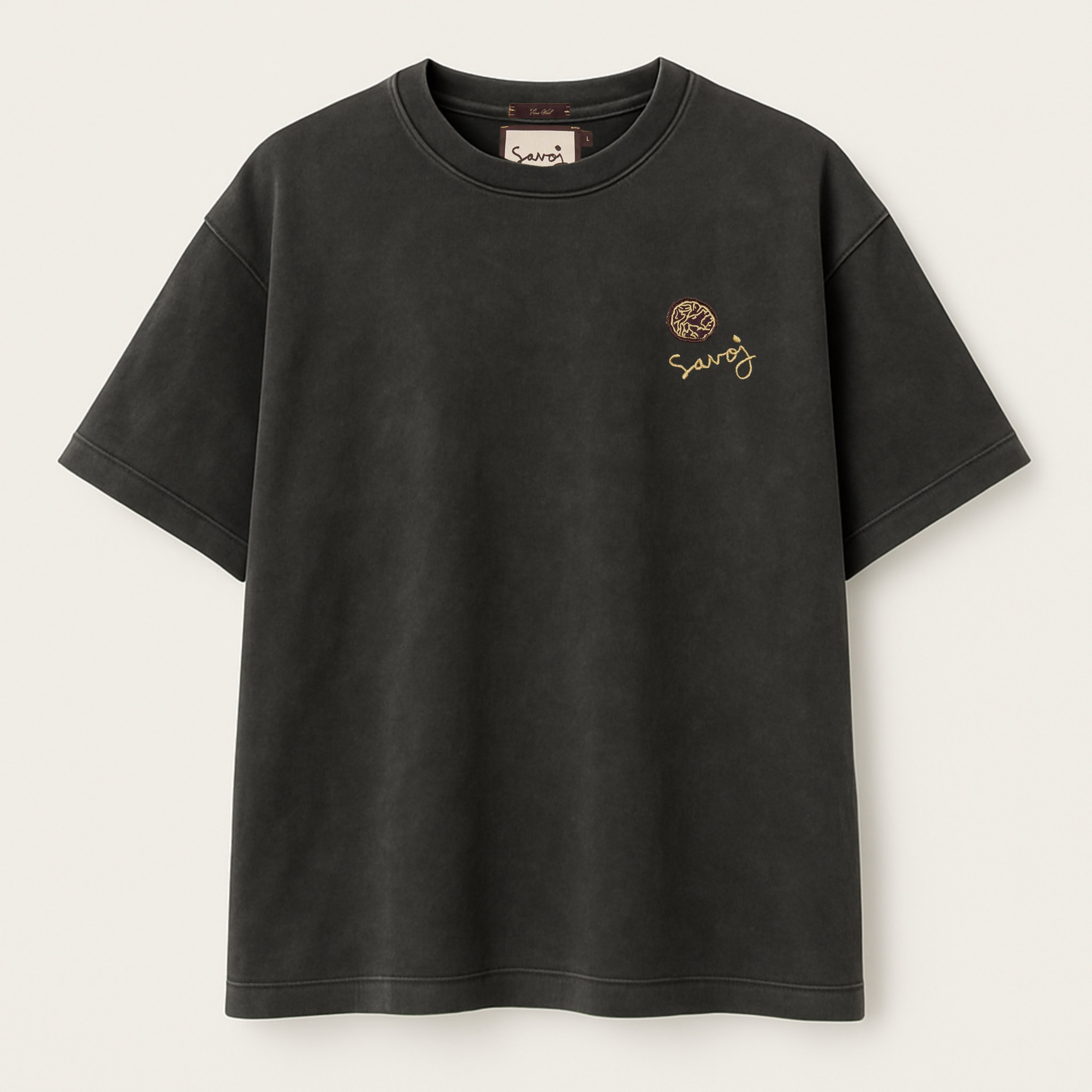 The Rise of the Oversized T-Shirt for Women: How to Style It in 2025